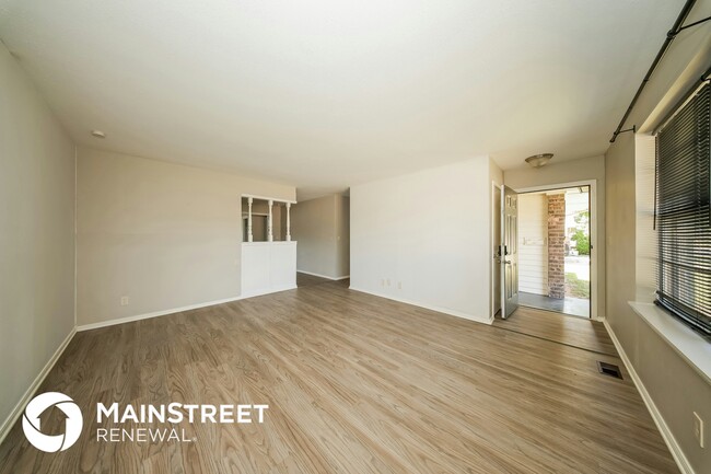 Building Photo - 1703 Fedderson Dr