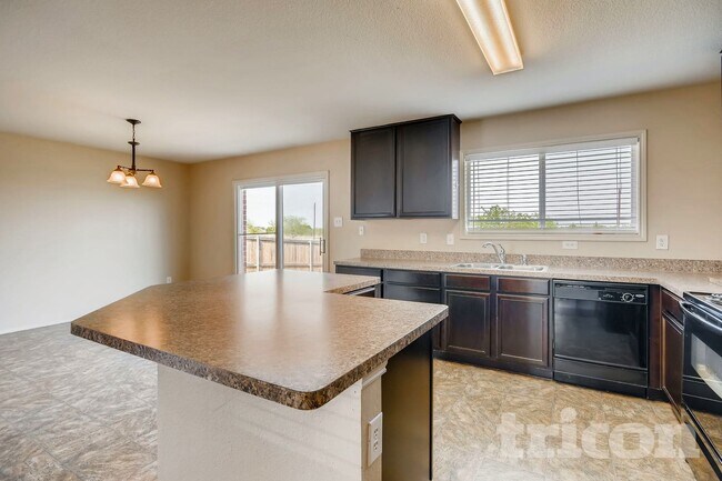 Foto del edificio - 324 Broken Bow