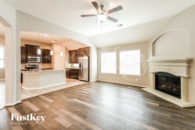 Foto del edificio - 259 Rolling Creek Ln