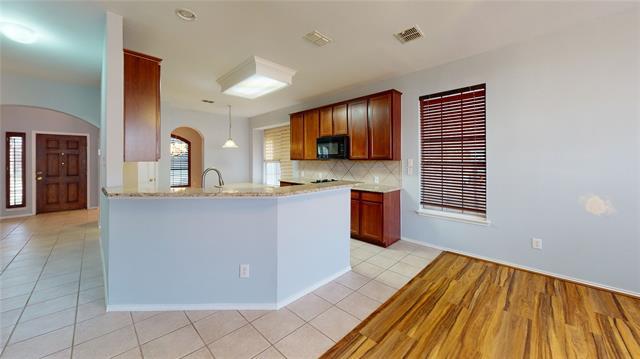 Building Photo - 11360 Larkwood Cir