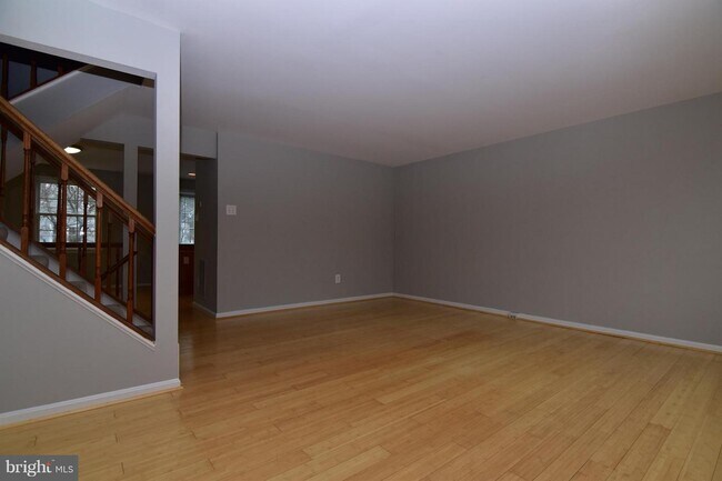 Building Photo - 7409 Parkleigh Way
