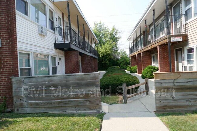 Foto del edificio - 748 E 5th Ct
