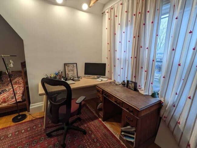 zona de estudio en el dormitorio - 18 Townsend St