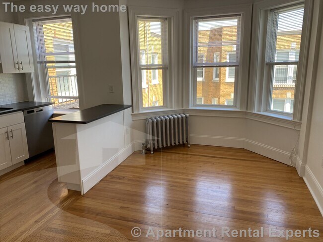 Foto del edificio - 475 Highland Ave