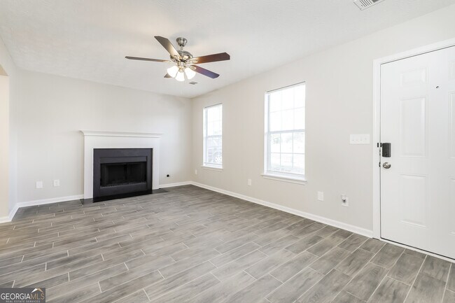 Foto del edificio - 38 Bay Cove Dr