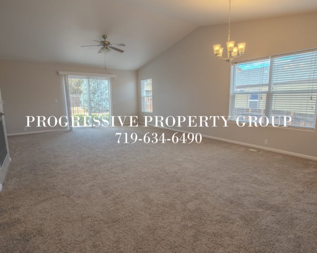 Building Photo - Lovely Fountain Home $2,150/month