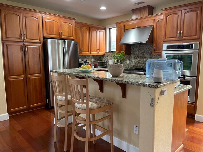 kitchen - 413 Alder Ln