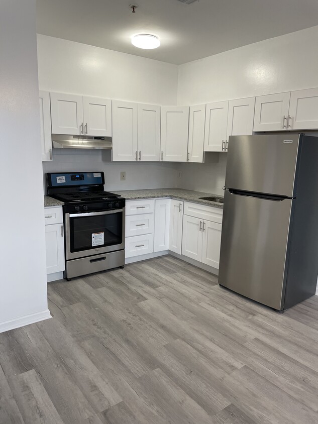 Fully renovated kitchen - 1306 New York Ave