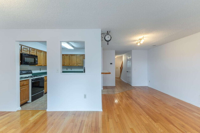 Foto del edificio - Welcome to your new home in the heart of T...