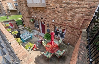 Building Photo - 1150 Rue La Chelle Walk