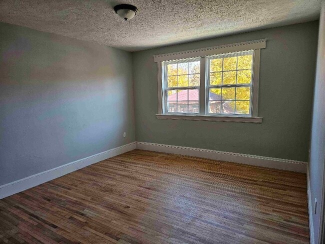 Building Photo - 1 US-1