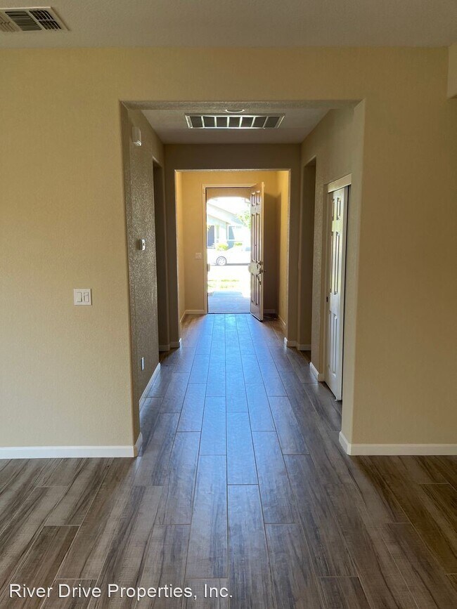 Foto del edificio - 3 br, 2 bath House - 2580 Stonecreek Drive