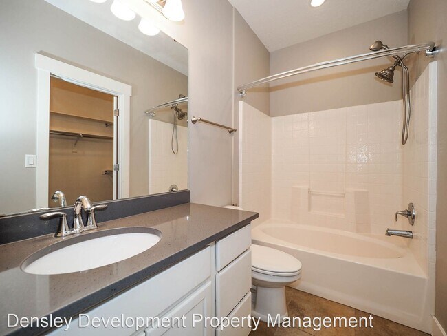 Building Photo - 3 br, 2.5 bath House - 11363 S OAKMOND RD