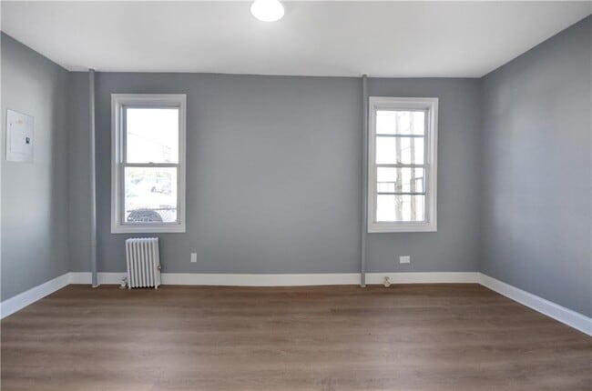 Building Photo - 234 Edwards Pl