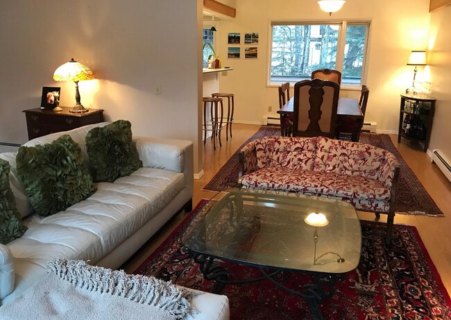 Foto del edificio - 3805 Locarno Dr