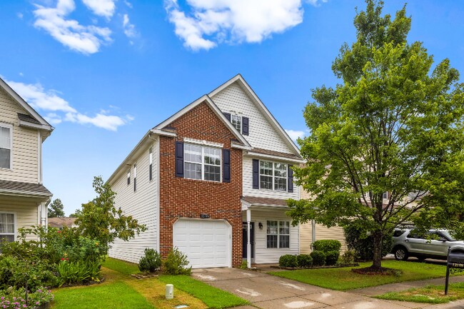 Foto del edificio - 12116 Honor Guard Ave