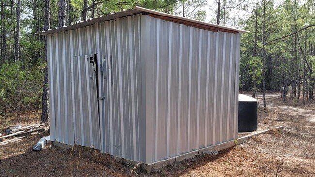 Building Photo - 9855 Hidden Acres Dr