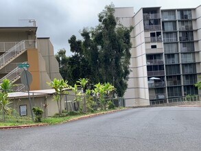 Building Photo - 95-2039-2039 Waikalani Pl