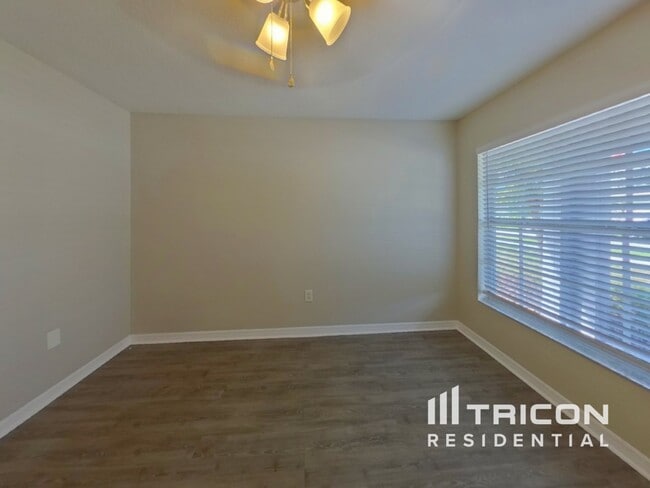 Building Photo - 22210 Bell Harbor Dr