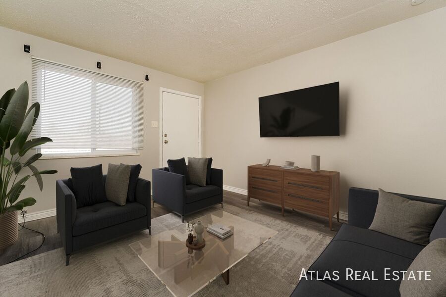 Photo - 4538 Clayton Street-2