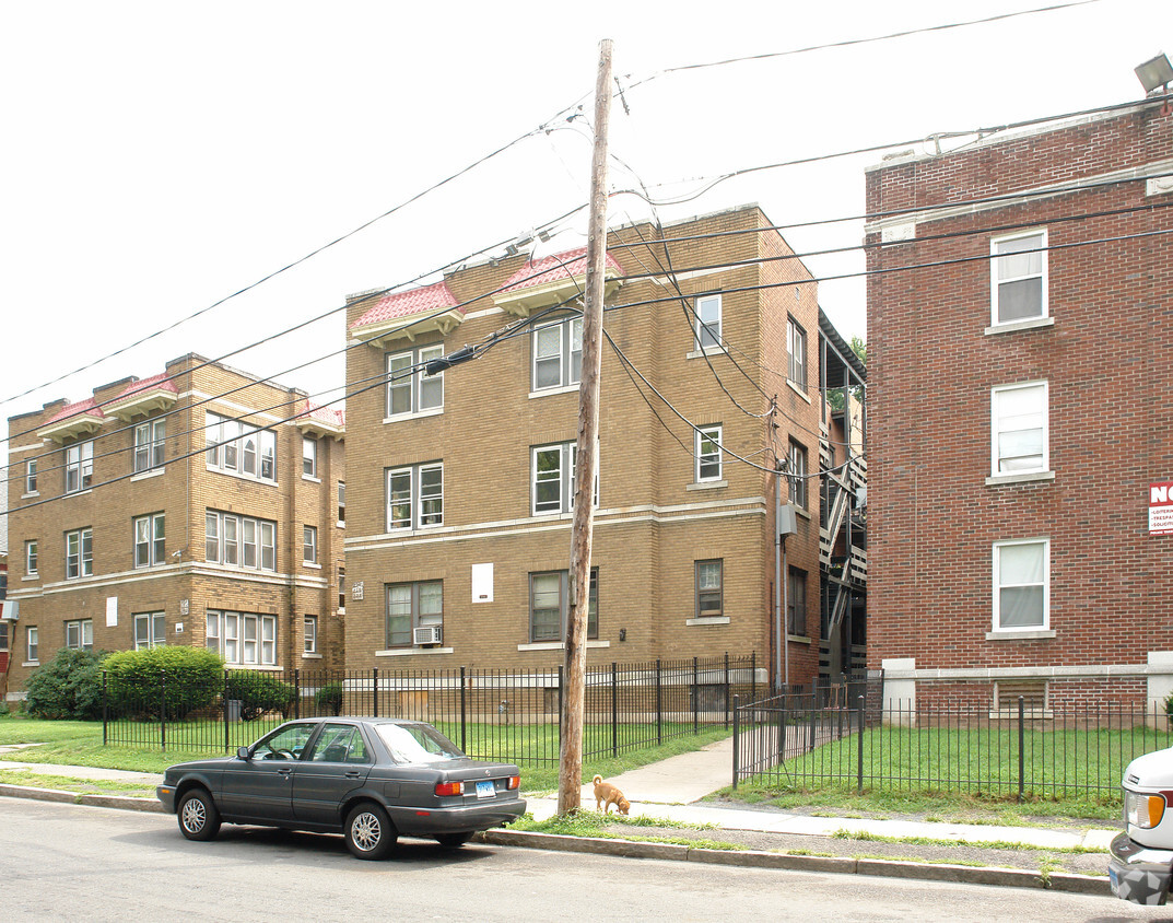 Building Photo - 224-228 S Marshall St