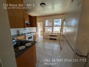 Building Photo - 152 Ridge Ave