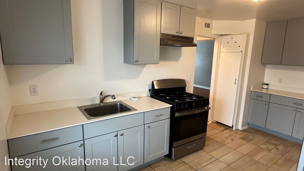 Foto del edificio - 1 br, 1 bath House - 2034 NW 25th 7E