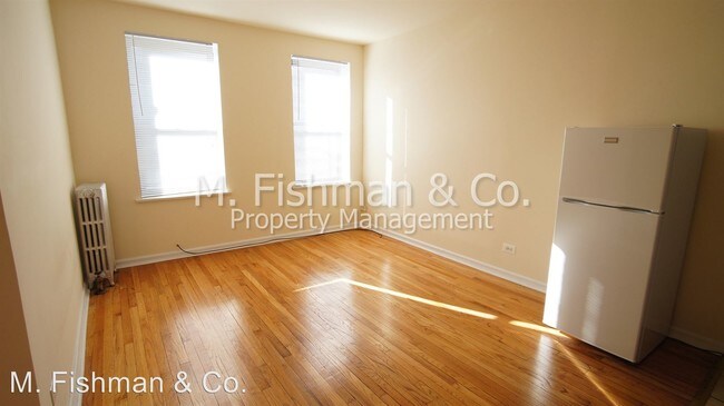 Foto del edificio - 2737-2741 N Spaulding Ave