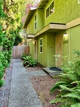Building Photo - 14722 30th Ave NE