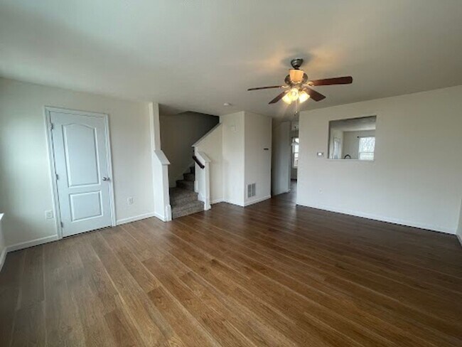 Foto del edificio - 3 bed/2.5 bath Townhouse in Westover - Ava...