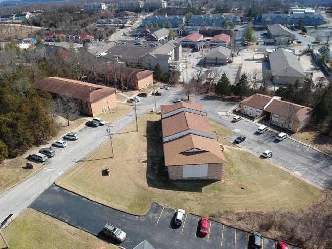 Building Photo - Table Rock Apartments
