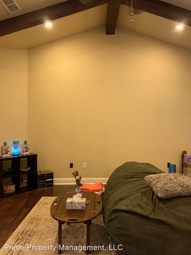 Building Photo - 3 br, 2.5 bath House - 3701 Woodlark Rd