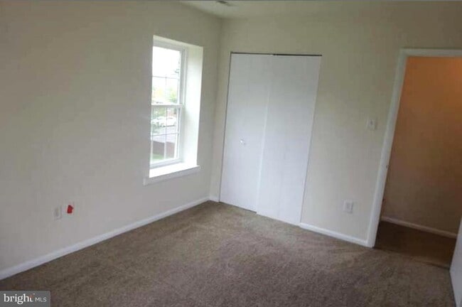 Foto del edificio - 1207 Crosshill Ct