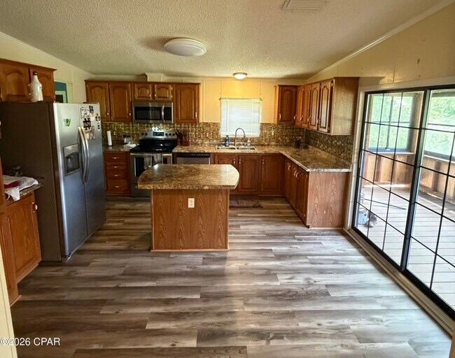 Foto del edificio - 8306 Hwy 2301