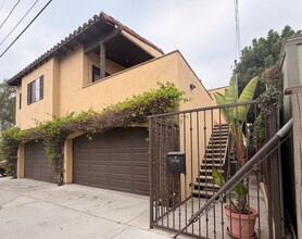 Building Photo - 3769 Albatross St
