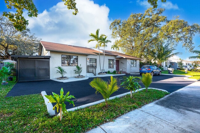 Foto del edificio - 6378 Moseley St