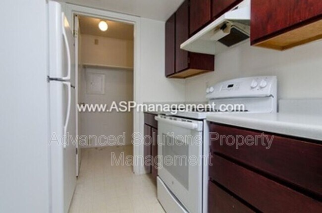 Foto del edificio - 1793 W 7600 S