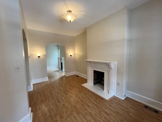 Foto del edificio - 350 Ophelia St