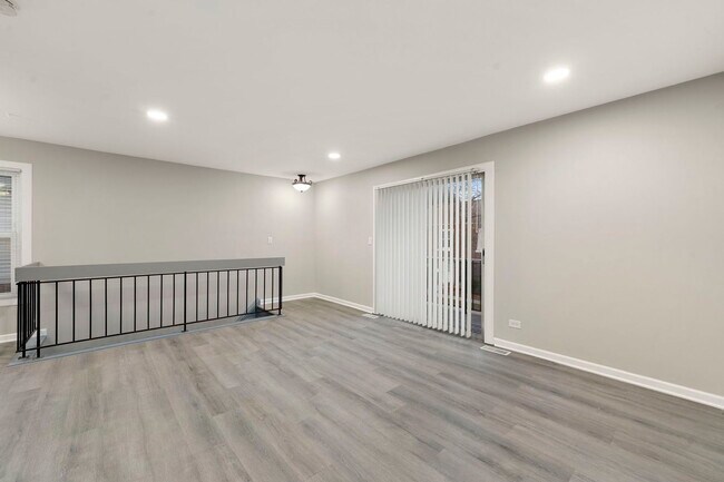 Foto del edificio - 602 Bryn Mawr Ct