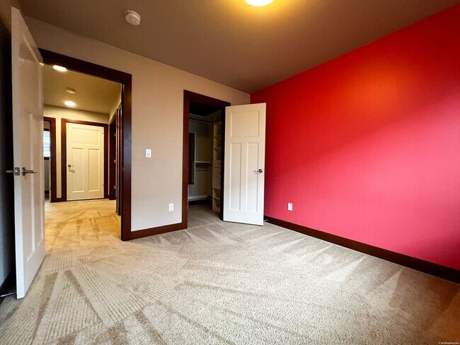 Foto del edificio - Bothell Cul-de-Sac Home (