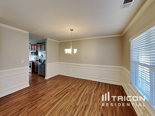 Building Photo - 1756 Pinnacle Oaks Drive Rural Hall NC