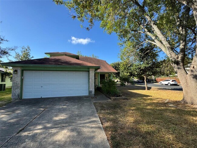 Foto del edificio - 713 Patchway Ln