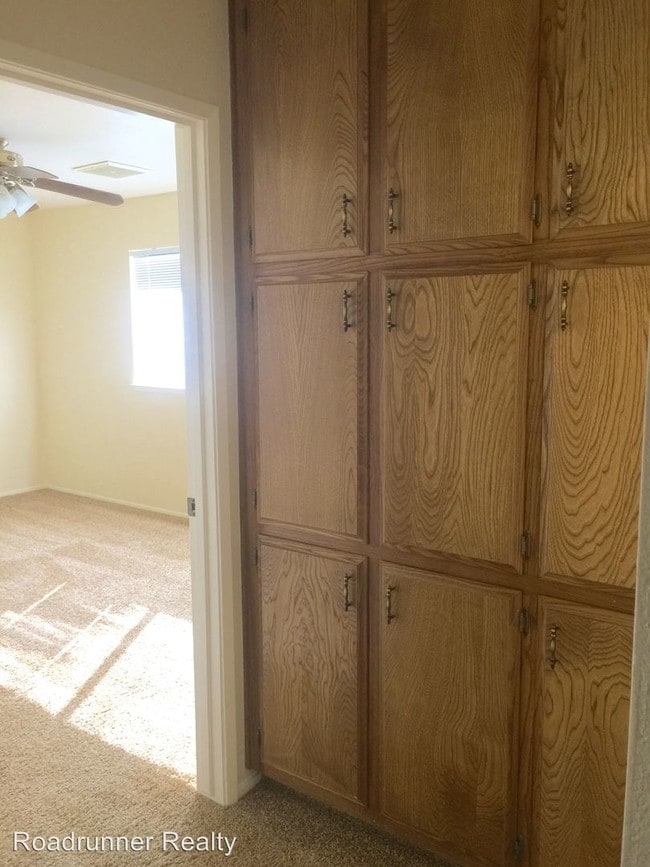 Building Photo - 1114 N Las Posas Ct