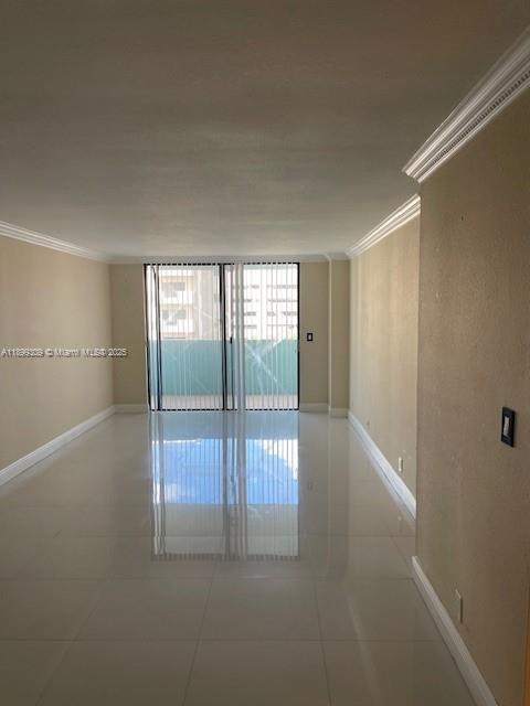 Foto del edificio - 1825 W 44th Pl