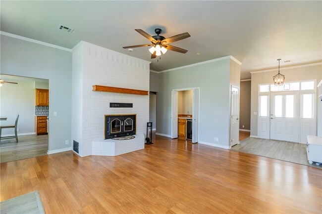 Building Photo - 1261 Mount Hebron Rd