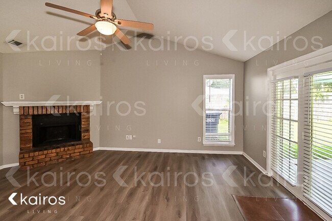 Building Photo - 3780 Carroll Dr
