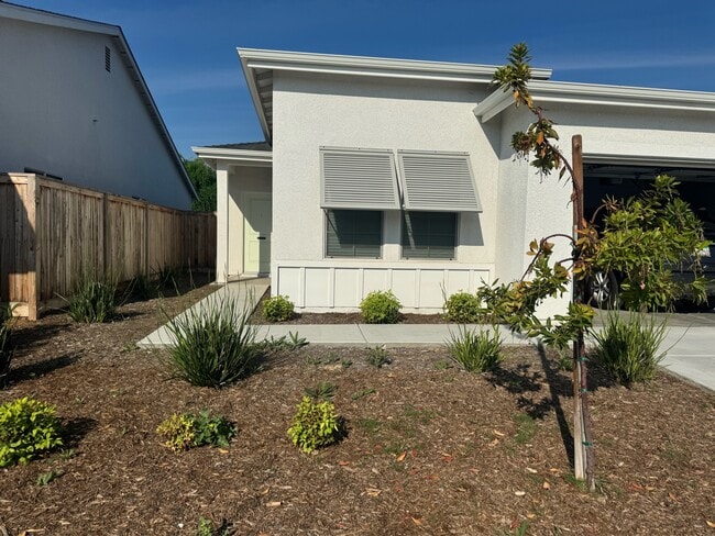 Building Photo - 3321 Mulberry Grv Wy