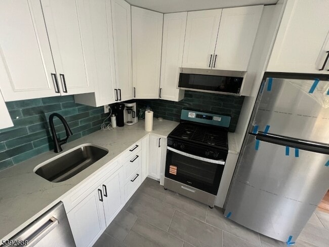 Foto del edificio - 76 Mt Kemble Ave