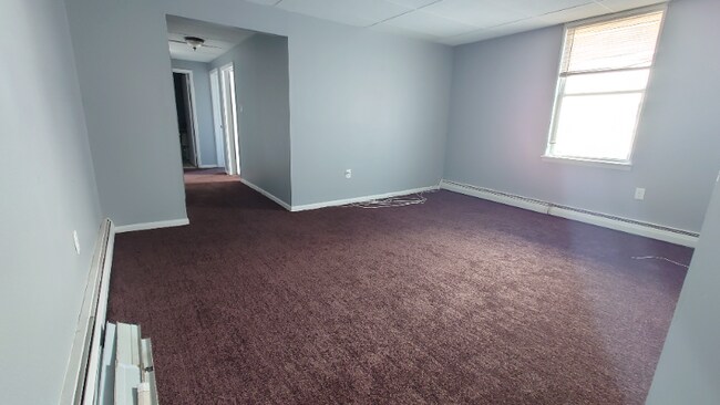 Foto del edificio - 18 S Forklanding Rd