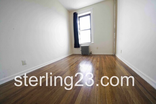 Foto del edificio - 3535 32nd St